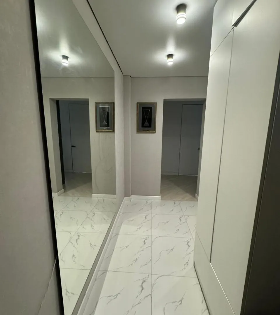 Apartment 2-Х Комнатная Квартира С Удобным Расположением В Алматы